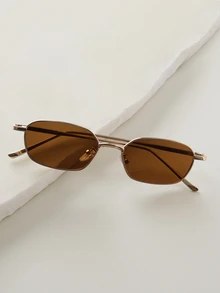 Clariva 一副金属框有色镜片时尚眼镜，适合日常佩戴，复古风格，女士夏季太阳镜，沙滩太阳镜，学校沙滩配饰，女士太阳镜，基础款太阳镜，适合搭配毛衣、牛仔裤、运动裤、连帽衫、夹克、连衣裙和长袖衬衫，时尚优雅，适合家庭出游、旅行度假、圣诞节等场合，是理想的礼物之选。 - 棕色 - 查看 1