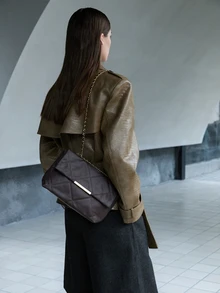 CHICVUE Diamond Embroidered Thread Chain Bag, Casual Handbag, Fashionable Shoulder Bag, Crossbody Bag, Double Buckle, Double Chain, Flap Bag Gifts - Brown - View 2