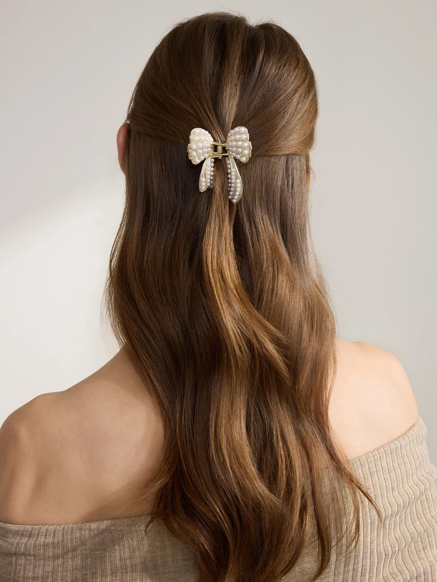 Clariva 1pc Simple Fashionable Golden Butterfly Faux Pearl Hair Claw Claw Clips Hair Clips Hair Jaw Clip Hair Clamps Hair Clutch Hair Catcher Clip Fall Winter Hair Accessories For Women Bows For Vacation Outfits Woman Gifts - Gold - View 1