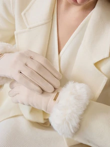 Clariva 女士米色触屏手套，防水，柔软保暖内衬，冬季户外手套，圣诞礼物 - 米色 - 查看 4