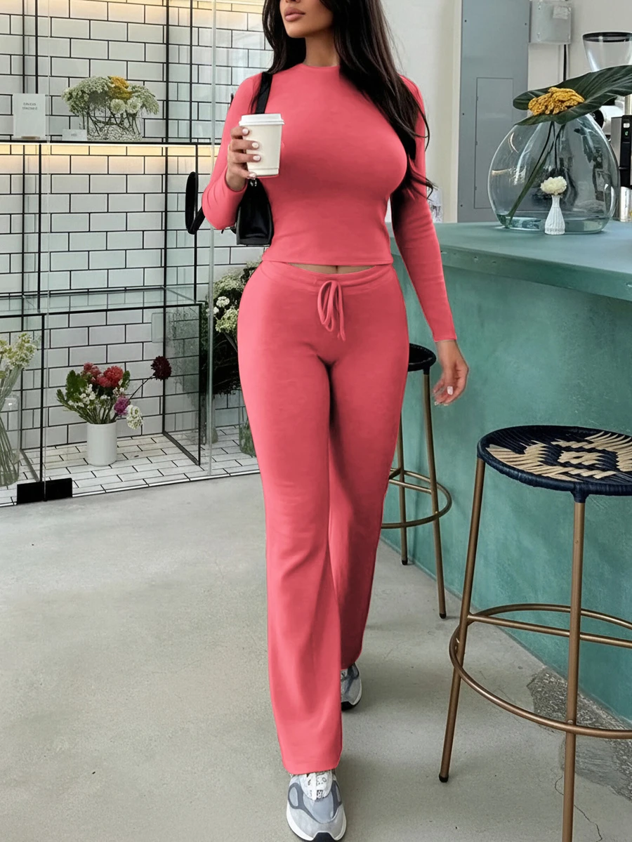 女款秋冬時尚短版長袖上衣 + 修身繫腰喇叭褲運動套裝，優雅風格 - 西瓜粉 - 查看 1