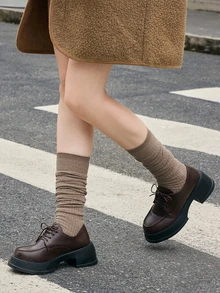 Hatastic 2025新款棕色高跟厚底英式校服风格真皮乐福鞋，圆头玛丽珍鞋，百搭圣诞礼物 - 棕色 - 查看 4