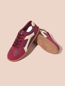 Hatastic Herbst/Winter Neue Damen Flache Schnürschuhe mit Farbblöcken, Runde Zehenpartie Bequeme Laufschuhe für Lässig, Pendeln, Ausgehen, Party, Ganzjährige Weihnachtsgeschenke