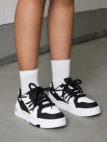 DareSee 2025春季新款女式黑白学生滑板鞋，时尚百搭透气运动鞋，休闲鞋ins风礼物音乐节 - 黑與白 - 查看 2