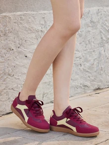 Hatastic Herbst/Winter Neue Damen Flache Schnürschuhe mit Farbblöcken, Runde Zehenpartie Bequeme Laufschuhe für Lässig, Pendeln, Ausgehen, Party, Ganzjährige Weihnachtsgeschenke