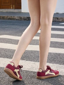 Hatastic Herbst/Winter Neue Damen Flache Schnürschuhe mit Farbblöcken, Runde Zehenpartie Bequeme Laufschuhe für Lässig, Pendeln, Ausgehen, Party, Ganzjährige Weihnachtsgeschenke