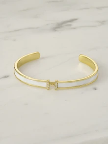 Clariva 1件装不锈钢时尚优雅字母开口手镯，奢华通勤手镯，时尚新款女士珠宝圣诞礼物 - 金黃色 - 查看 1