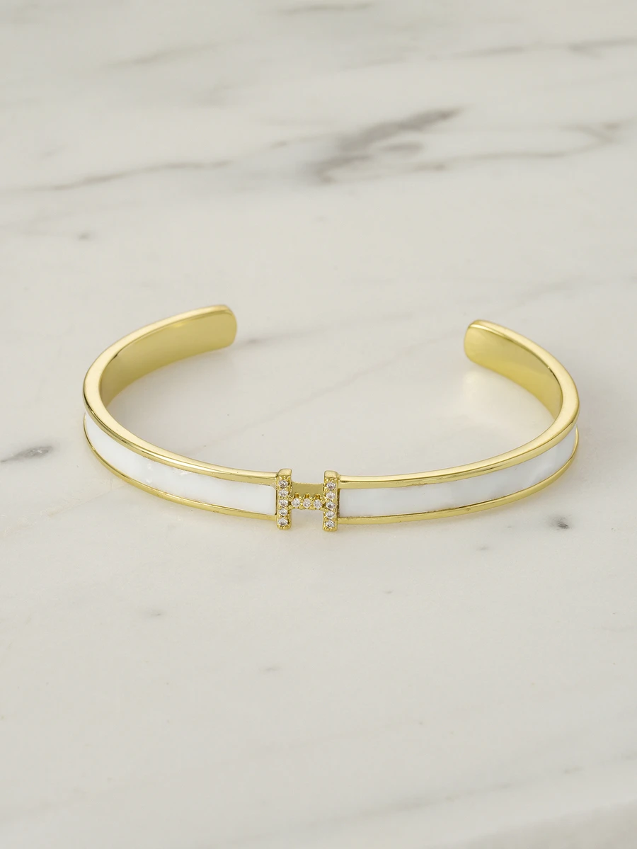 Clariva 1件装不锈钢时尚优雅字母开口手镯，奢华通勤手镯，时尚新款女士珠宝圣诞礼物 - 金黃色 - 查看 1