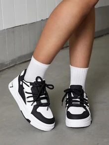 DareSee 2025春季新款女式黑白学生滑板鞋，时尚百搭透气运动鞋，休闲鞋ins风礼物音乐节 - 黑與白 - 查看 4