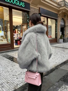女士复古高端仿皮草短款外套，宽松时尚休闲大衣