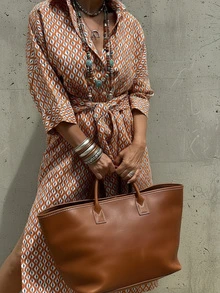 大码女式宽松条纹短袖衬衫裙，落肩系带开衩下摆休闲连衣裙，适合春秋季办公室、商务、旅行穿着。