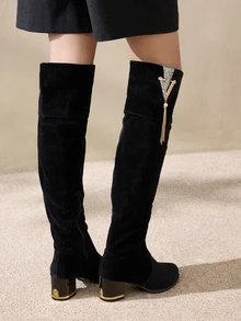 Clariva 女士流苏黑色麂皮过膝长靴，粗跟，侧拉链，保暖修身长靴，适合秋冬季节，时尚靴子，圣诞礼物