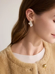 Clariva Elegant Flower Earrings For Women Valentines,Mom,Mother,Mother's Day,Gift Gifts - Beige - View 5
