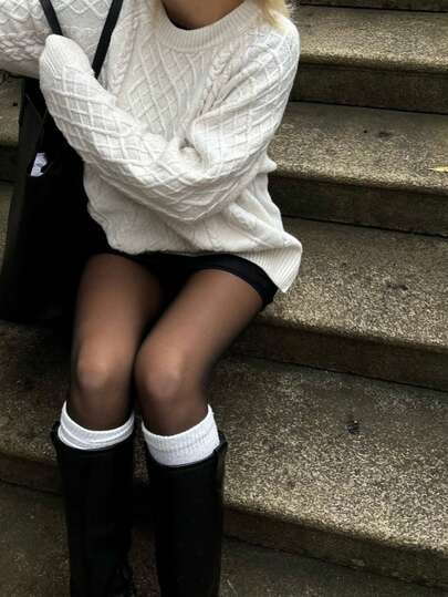 女士休闲纯色圆领宽松针织毛衣，纹理套头衫，适合秋冬季节、春假、情人节等场合，优雅白色连衣裙