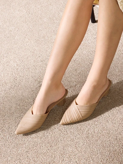 Clariva 女士春夏尖头粗跟驼色高跟凉鞋，舒适鞋底，打造经典OL造型，圣诞礼物之选