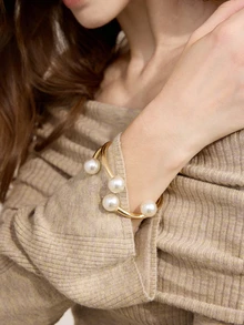 Clariva 1 chiếc vòng tay hở hình học ngọc trai tối giản sang trọng, đa năng để đeo hàng ngày và đi chơi, thích hợp làm quà tặng cho bạn bè và gia đình làm quà tặng Giáng sinh - Vàng - Xem 1
