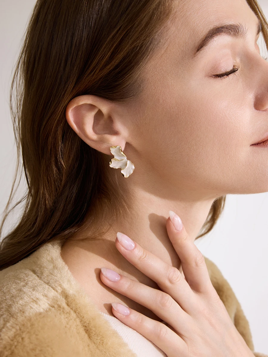 Clariva Elegant Flower Earrings For Women Valentines,Mom,Mother,Mother's Day,Gift Gifts
