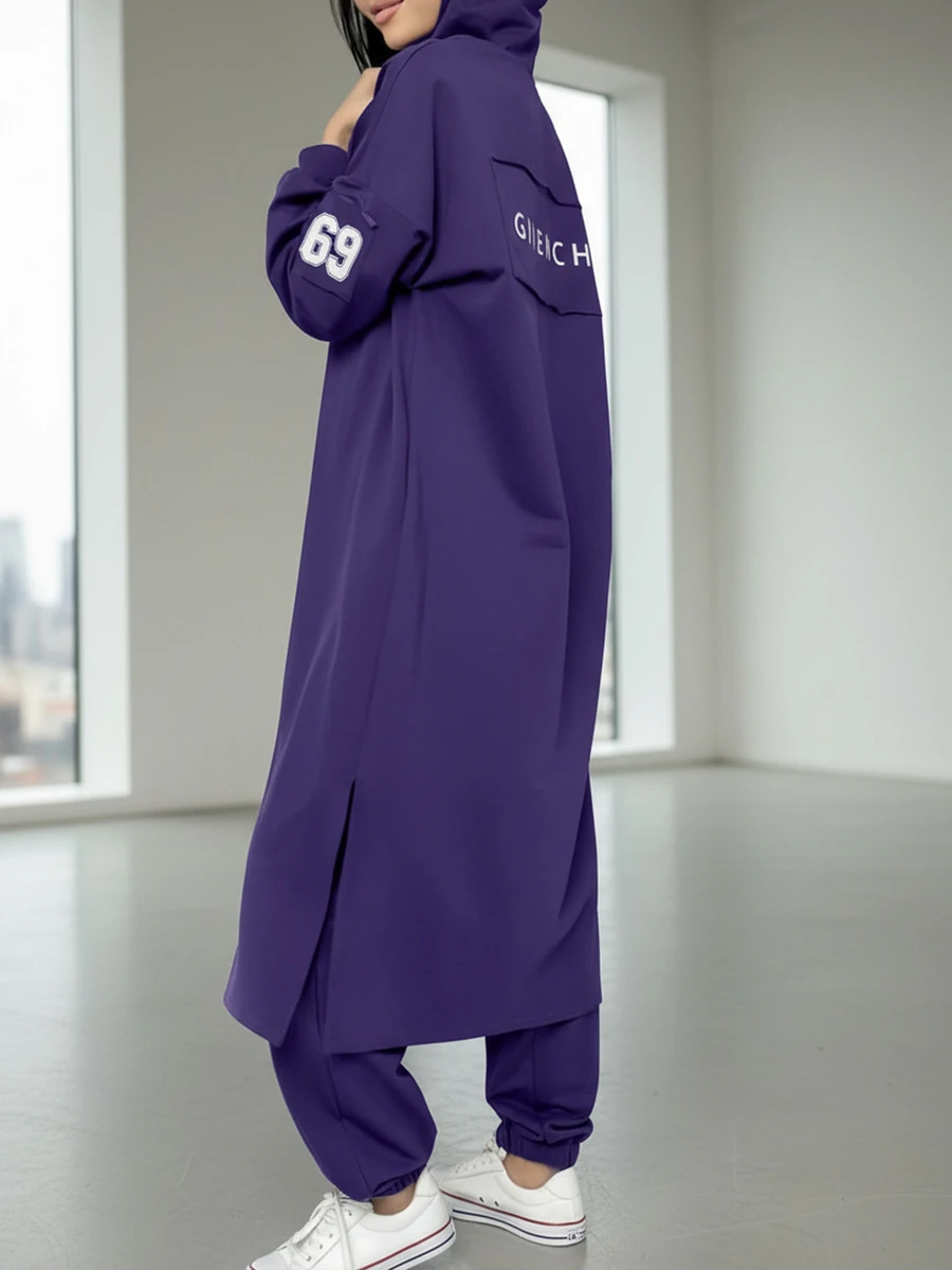 从春季到夏季，这款女士连帽针织套装优雅百搭，休闲运动风两件套春季穿搭，嘉年华长款卫衣简约套装，袖子印花，后背贴片装饰。 - 紫色 - 查看 1