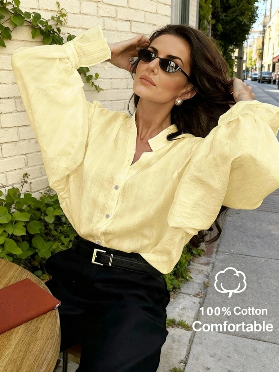 قميص قطني أنيق بنسيج مُنقّش من القماش الجاكار بلون أصفر فاتح مع أكمام مشقوقة، تصميم بسيط وأنيق للذهاب إلى العمل والاستخدام اليومي والمواعيد والملابس المكتبية في فصل الخريف - أصفر فاتح - مشاهدة 1