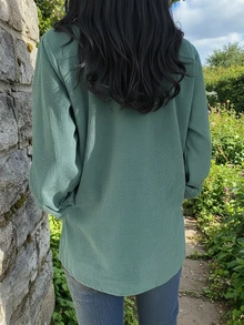 Camisa de pana con remaches y bolsillos dobles para mujer, top casual retro, apto para todas las estaciones, primavera - Verde - Ver 2