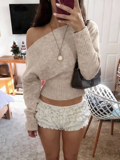 Seksowny sweter z odkrytymi ramionami, wygodny i elegancki, odpowiedni na randki, nieformalne spotkania i podróże jesienią/zimą