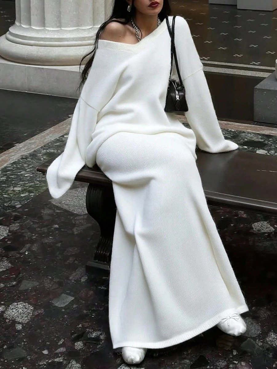 Women's Elegant Knitted Sweater Set, Loose Pullover And Solid Color A-Line Skirt 2-Piece Outfit, Autumn/Winter - White - View 1