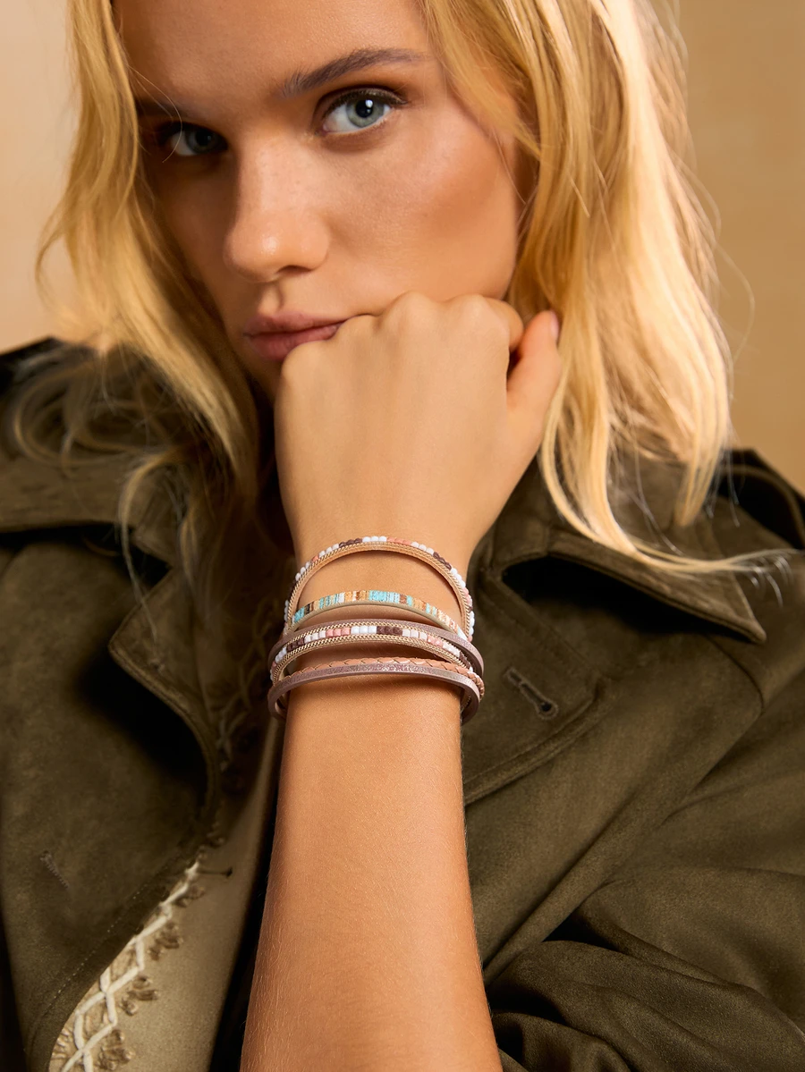 Tropiscape 1pc European And American Style Zinc Alloy & Pu Leather Magnetic Clasp Khaki Bracelet For Women's Fashion And Commuting Gifts Cottagecore,SummerOutfit - Khaki - View 1