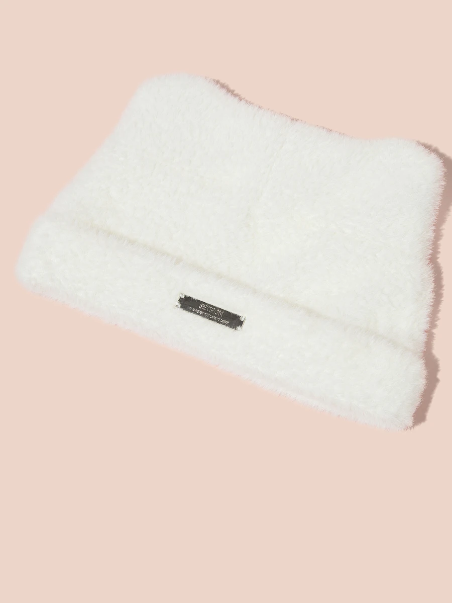 Hatastic 1 pièce Nouveau bonnet tricoté mignon avec oreilles de chat pour femmes, cadeaux d'hiver, festival de musique, rentrée scolaire - Blanc - Voir 1
