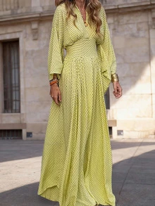 2026春秋新品：休闲时尚，轻盈透气，薄款设计，优雅度假风，法式简约，数码格纹印花长袖宽松V领连衣裙，女装，秋季服装，秋季连衣裙，女士秋季连衣裙，返校连衣裙，女教师装，外出服装，女士约会服装，女士婚礼宾客连衣裙，婚礼宾客连衣裙。