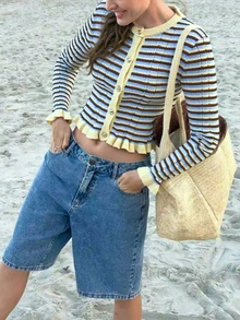 Áo khoác cardigan dệt kim tay dài cổ tròn cài nút SEREN mùa xuân mới, kẻ sọc tương phản, thanh lịch, dáng ôm, màu đen, viền bèo nhún, thích hợp cho các buổi đi chơi, phong cách đường phố cổ điển. Trang phục mùa xuân, mặc được cả bốn mùa, áo khoác cardigan nữ, trang phục thường ngày, phong cách BohoEase. - Vàng nhạt - Xem 9