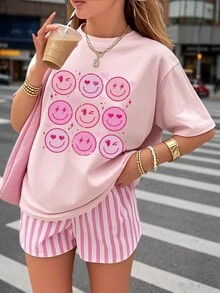 1 件女童青少年爱心和笑脸印花短袖 T 恤，适合学生和年轻女孩的舒适时尚夏季上衣
