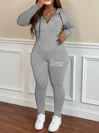 Conjunto de 2 piezas de top de manga larga casual con gráfico de texto y pantalones para mujer de talla grande