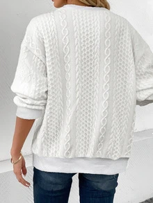 بلوزة رياضية بياقة طاقم وأكمام طويلة، لون أحادي النسيج، مناسبة للمقاسات الكبيرة، متعددة الاستخدامات وأنيقة - أبيض - مشاهدة 2