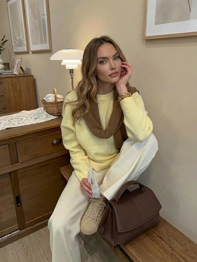 新款纯色针织套头衫，百搭针织衫，适合日常穿着，秋冬季节及新年穿着。