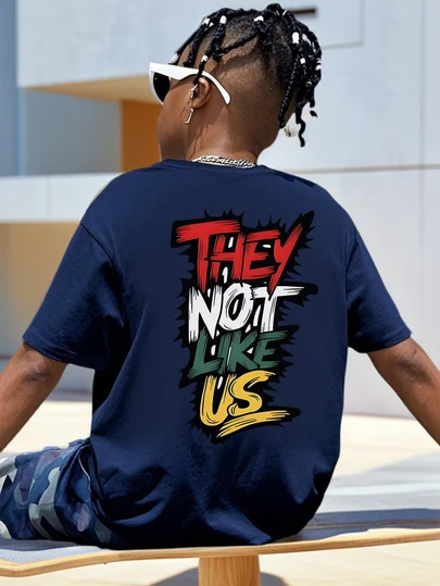 男童休闲印花圆领短袖T恤，适合夏季学生穿着，儿童服装 - 酷炫英文字母T恤，为每个孩子带来快乐！印花T恤，男童儿童服装