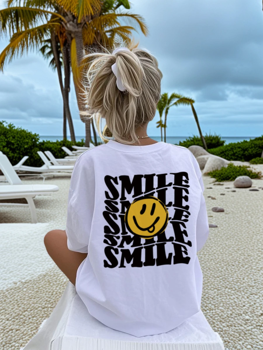 1 件女童休闲笑脸图案圆领短袖 T 恤，富有想象力和自我表达的夏季学生上衣 - 白色 - 查看 1