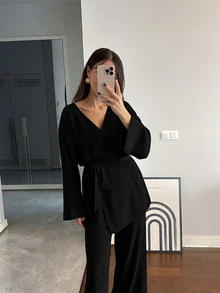 女士优雅两件套，V领系带设计，略微宽松版型，弹力面料，冬季百搭黑色春季装 - 黑色 - 查看 2