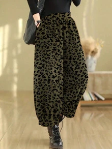 Plus Size Women Casual Leopard Print Pocket Elastic Waist Loose Harem Pants, Everyday Wear, Spring/Autumn - Grass Green - View 3