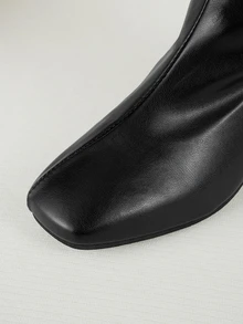 Clariva 女士小众设计高端后拉链经典粗跟踝靴，时尚别致的英伦风，舒适的切尔西靴 - 黑色 - 查看 2