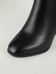 Clariva 2024秋冬新款百搭粗跟时尚靴子法式白色短靴黑色高跟踝靴女 - 黑色 - 查看 4