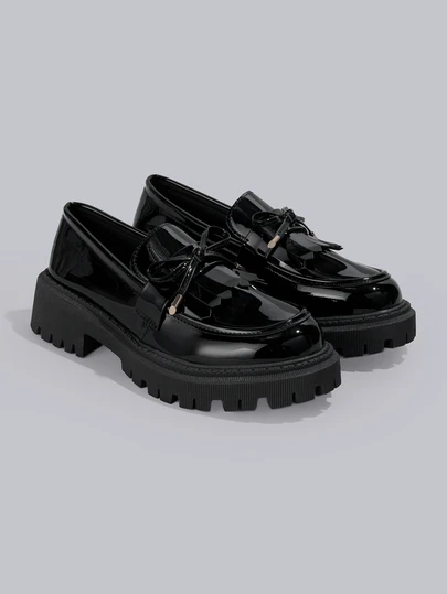 DareSee 坡跟蝴蝶结流苏套脚圆头防水厚底乐福鞋，休闲时尚复古风格亮面皮革牛津鞋，适合女士音乐节