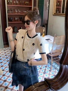 Áo dệt kim phong cách đường phố thanh lịch Hàn Quốc, áo thun ngắn tay phối màu hoa 3D ngọt ngào với thiết kế họa tiết, phù hợp cho mùa tựu trường, mẫu áo mới mùa hè, phong cách thường ngày. - Màu be - Xem 2