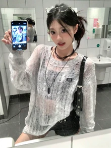 韩版休闲百搭灰色镂空长袖麻花针织毛衣女款，轻薄宽松套头外套，适合初秋，分层搭配