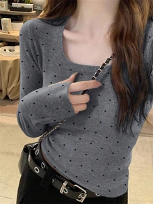 可爱甜美波点圆领灰色女式毛衣，适合圣诞节、新年以及秋冬季休闲穿着。 - 深灰色 - 查看 2