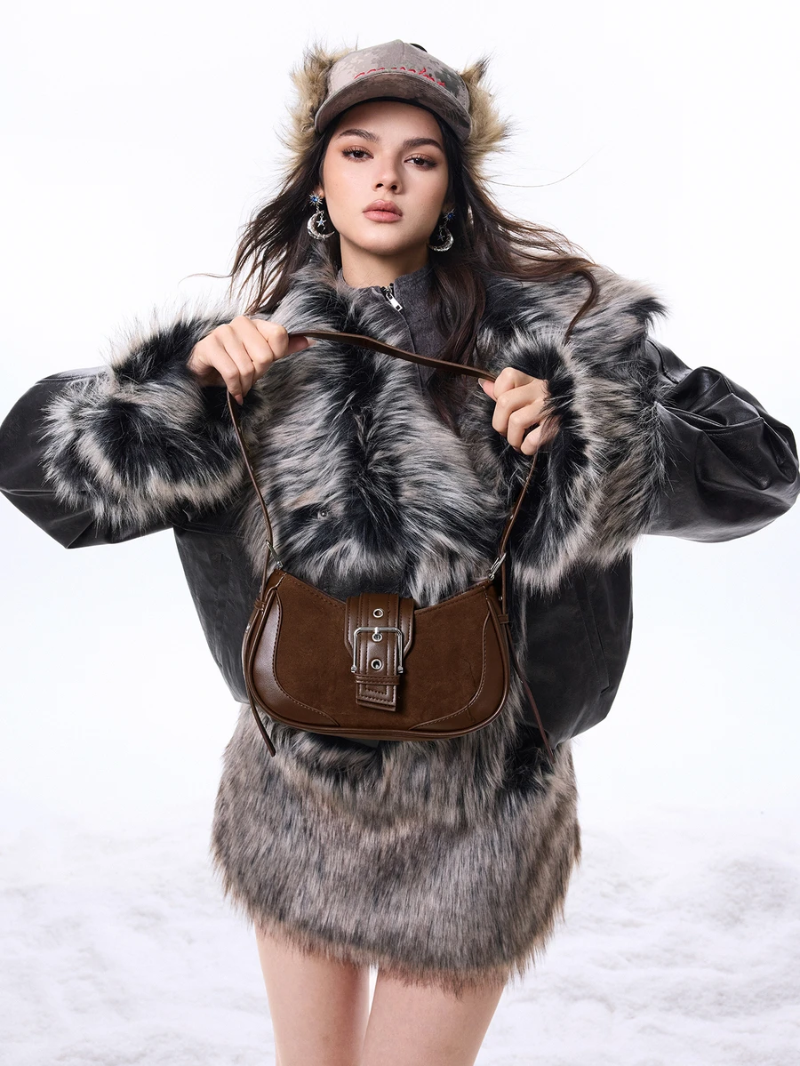 DareSee Retro Sweet & Cool Girl Motorcycle Underarm Bag, Niche Texture Crescent Bag With Metal Air Eye, Crossbody Shoulder Handbag, Multi-Seasonal Versatile Commuter Bag For Women