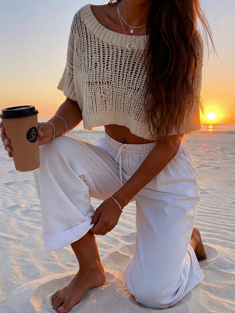 女士纯色圆领宽松针织毛衣