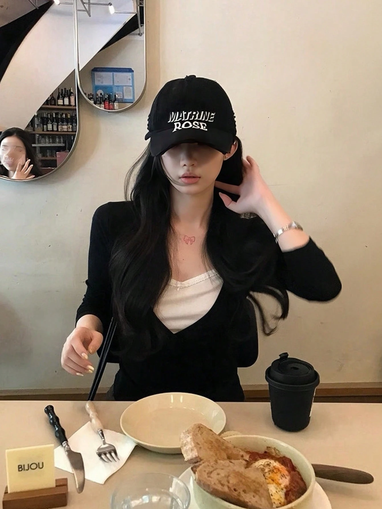 优雅V领蝴蝶结蕾丝二合一T恤，修身款，女士秋冬打底衫