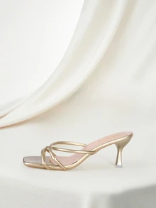 Clariva 加大码女式舒适简约交叉露趾方头皮革高跟凉鞋，休闲时尚户外沙滩装夏季鞋 - 金色 - 查看 2