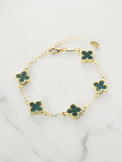 Clariva 1 st. trendigt och elegant gyllene fyrklöverarmband, lämpligt för vardagsbruk, bästa sommarpresenten till vänner