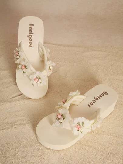 Tropiscape 春夏女士 EVA 厚底坡跟人字拖，中国风花卉流苏波西米亚沙滩拖鞋